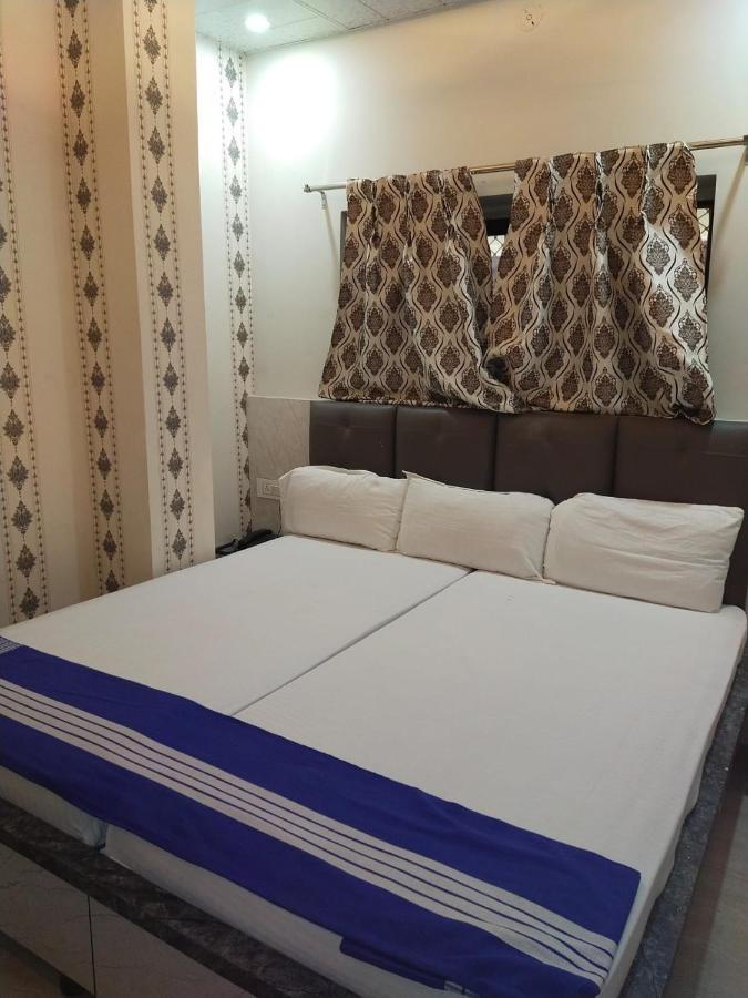 Hotel Gateway Kailash Варанаси Экстерьер фото