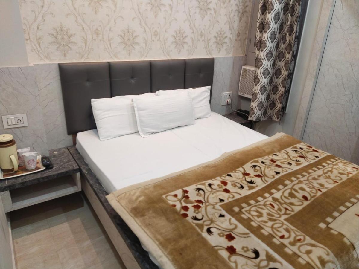 Hotel Gateway Kailash Варанаси Экстерьер фото