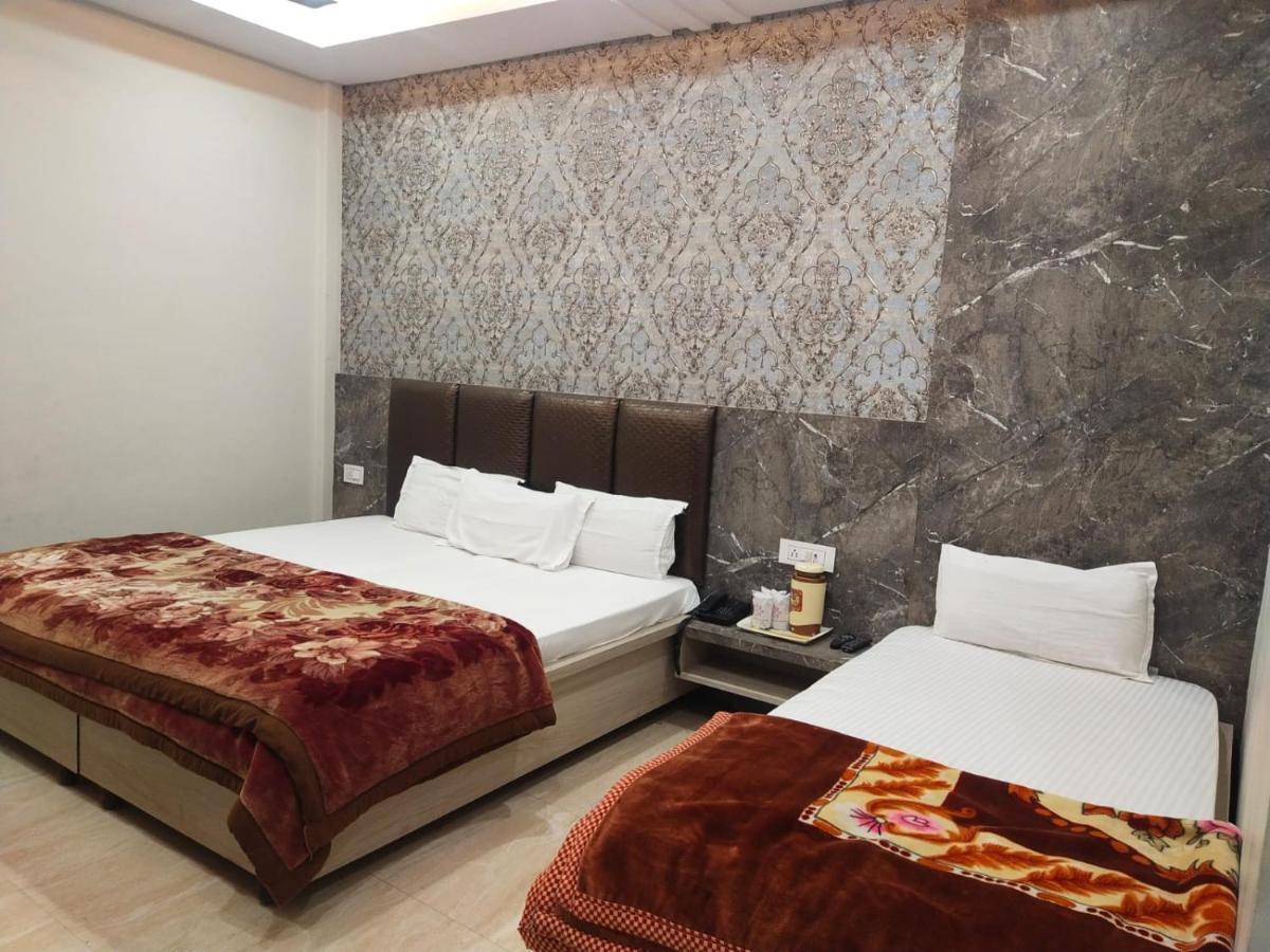Hotel Gateway Kailash Варанаси Экстерьер фото