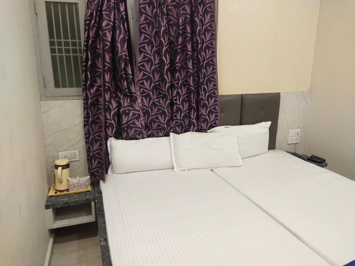 Hotel Gateway Kailash Варанаси Экстерьер фото